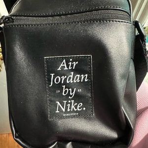 Jordan men cross body